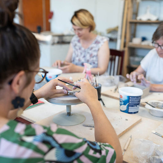 Elämyksellinen keramiikkakurssi omalle ryhmälle